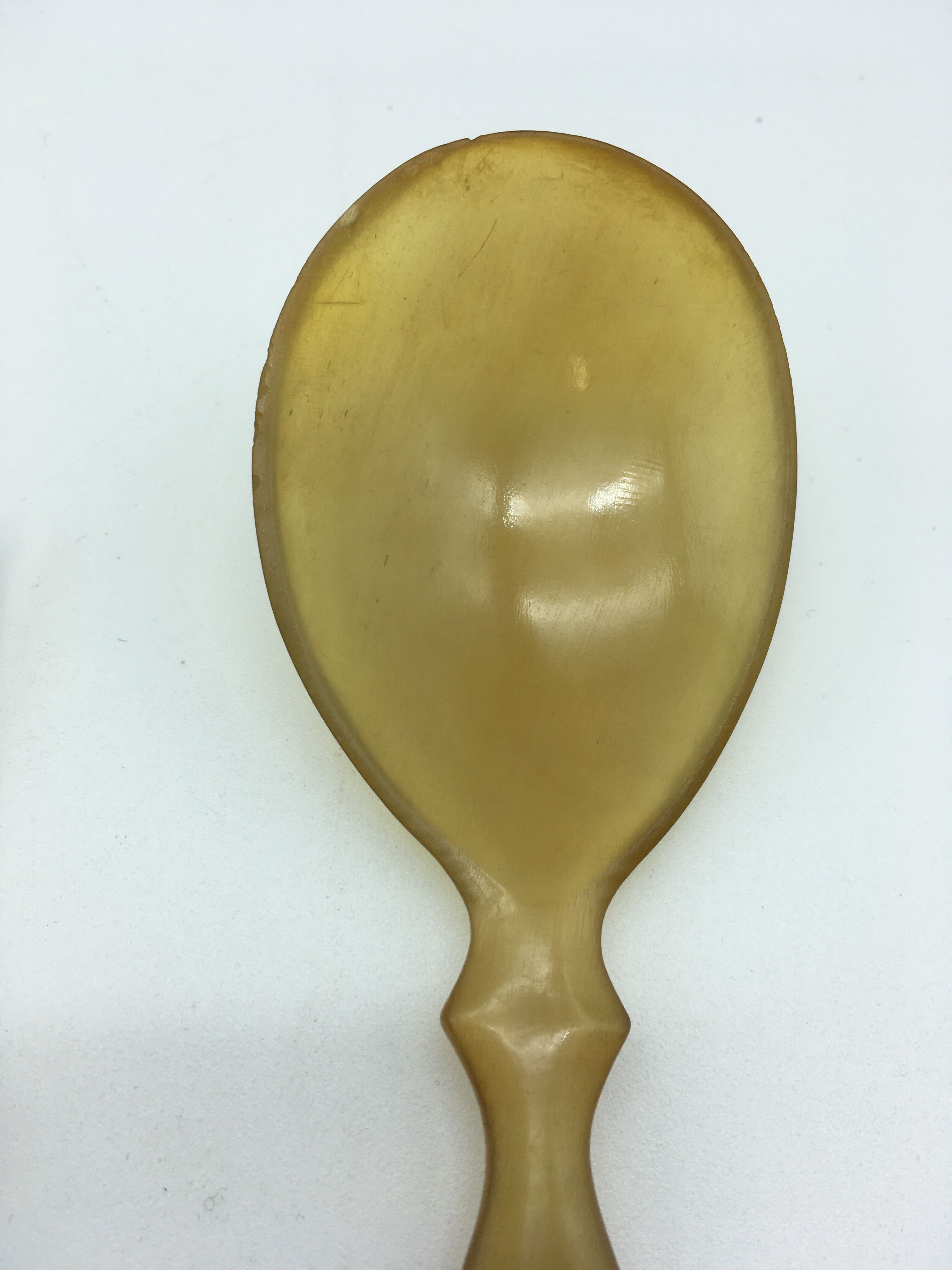 Box of filled silver salad cutlery