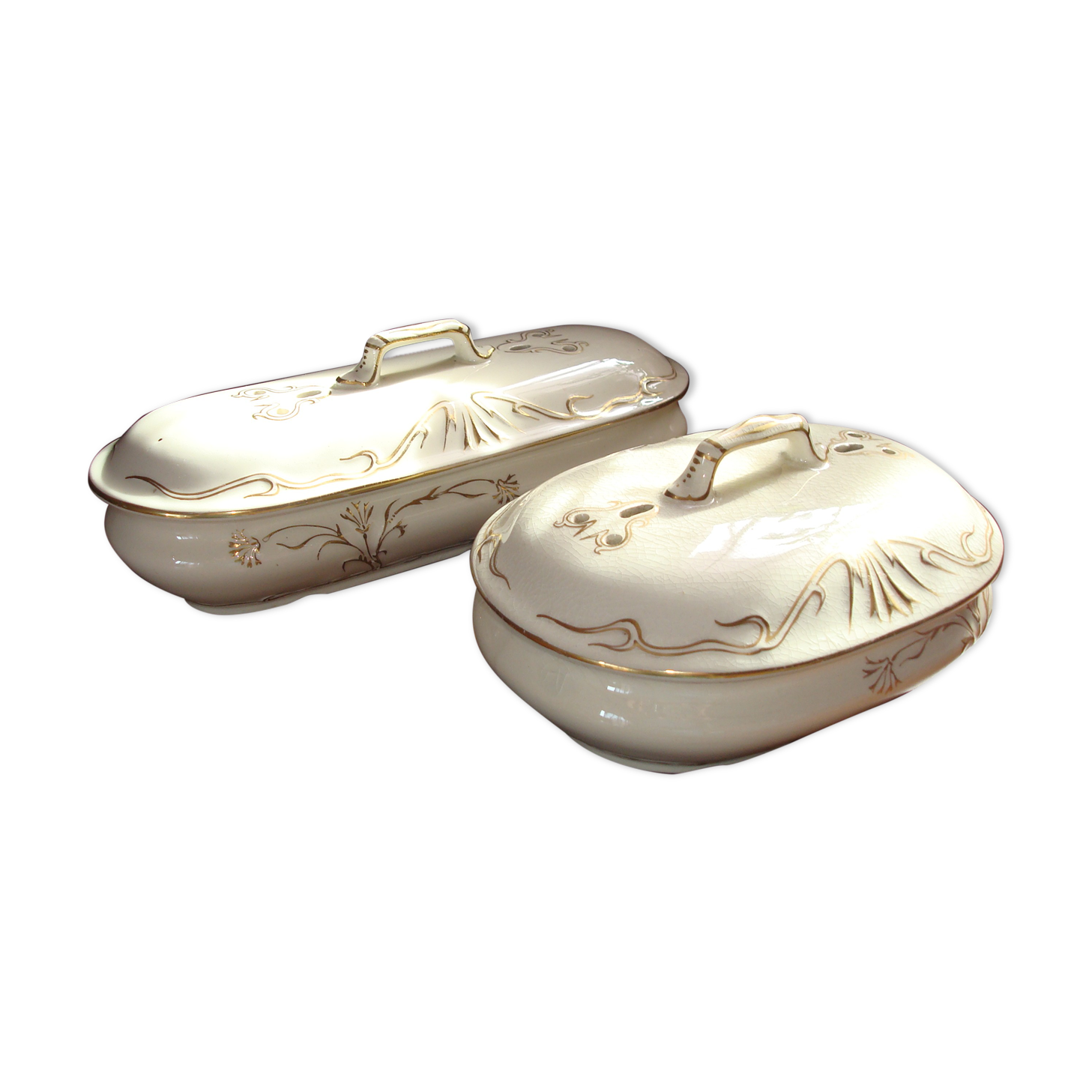 Brush holder and soap holder hamage nord, art nouveau, floral décor edging gold.