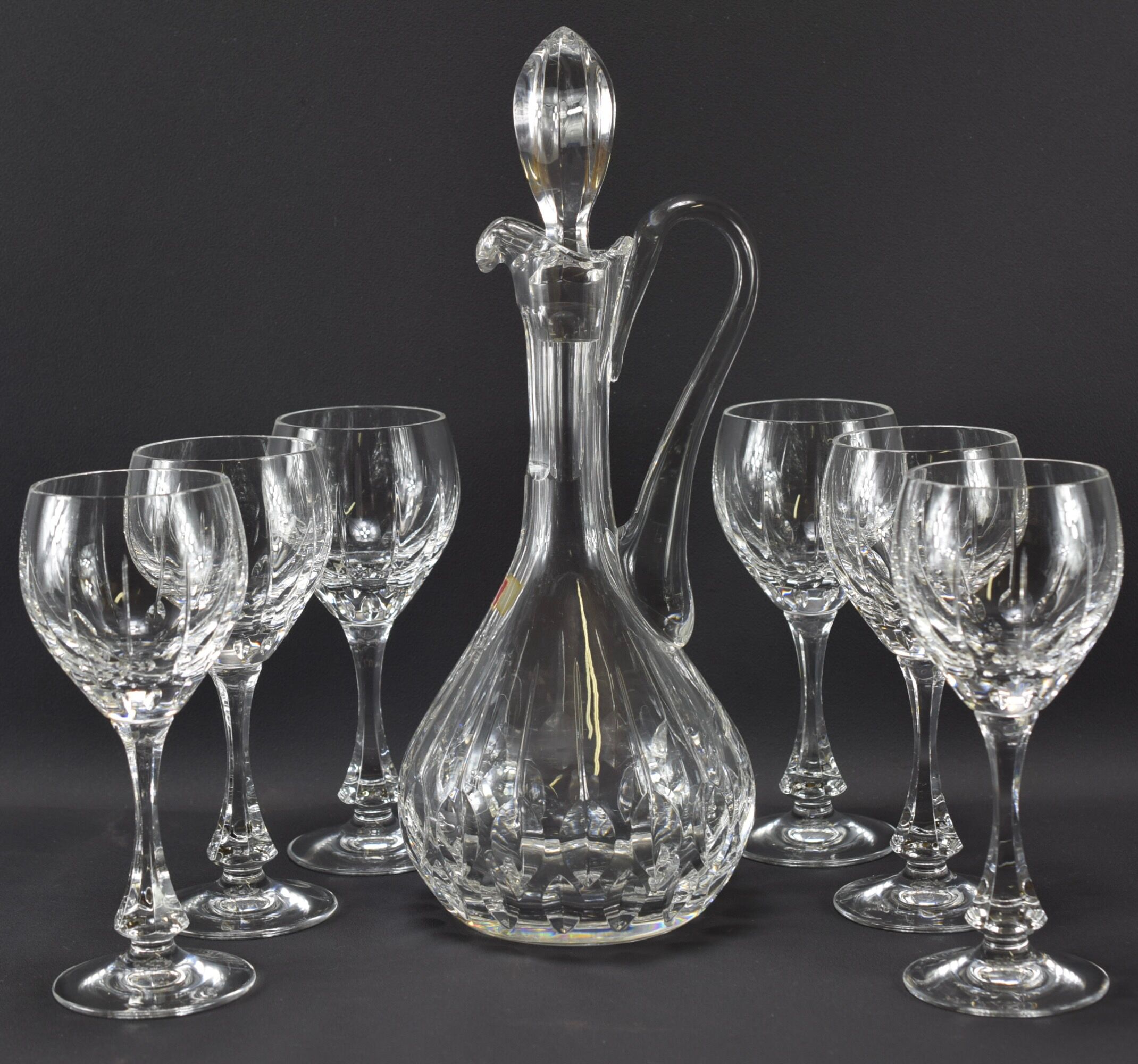 Service of 6 wine glasses and crystal carafe crystal workshop