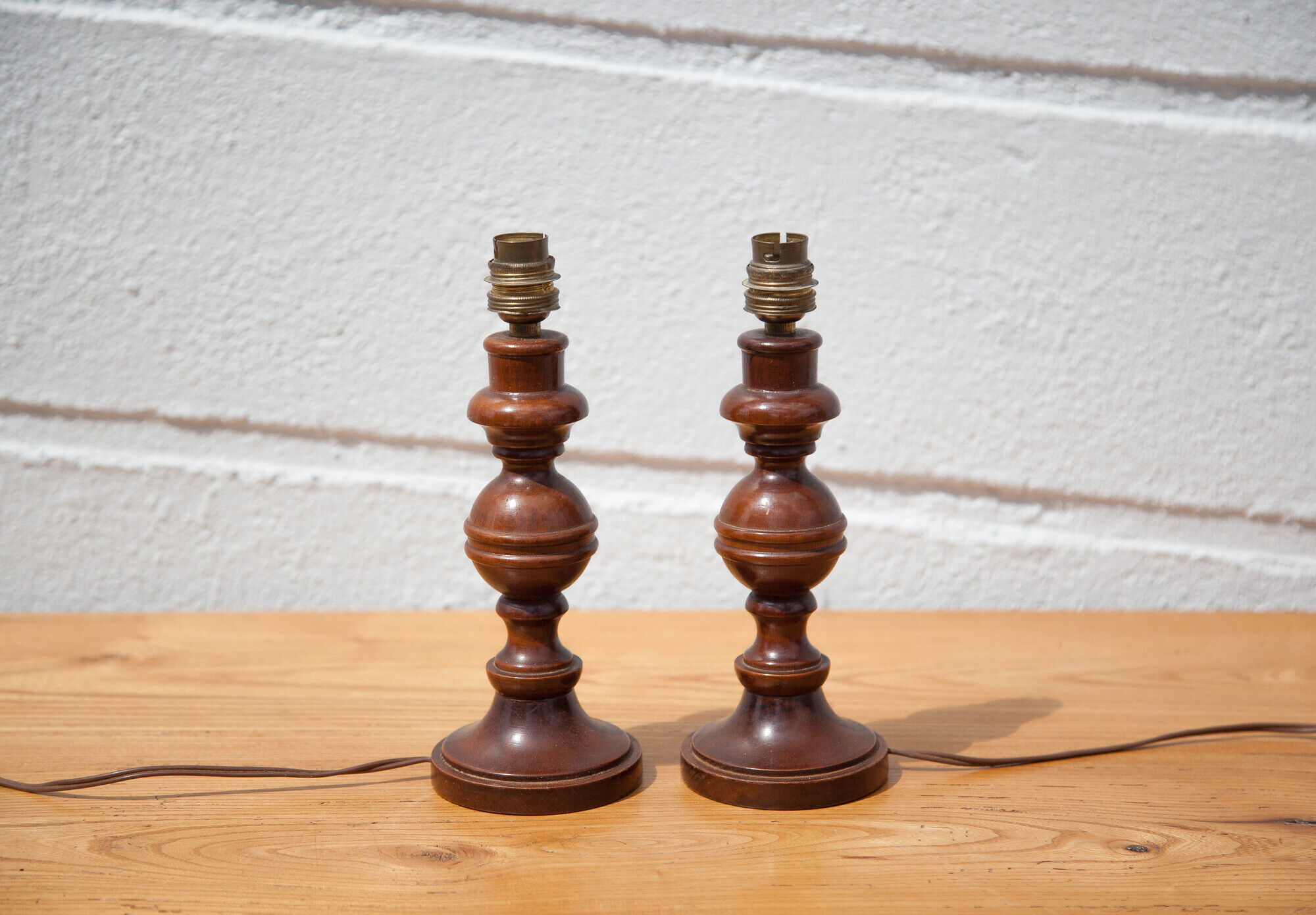 Pair of wood lamp, vintage turned wood lamp foot