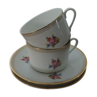 Duo of tea cups