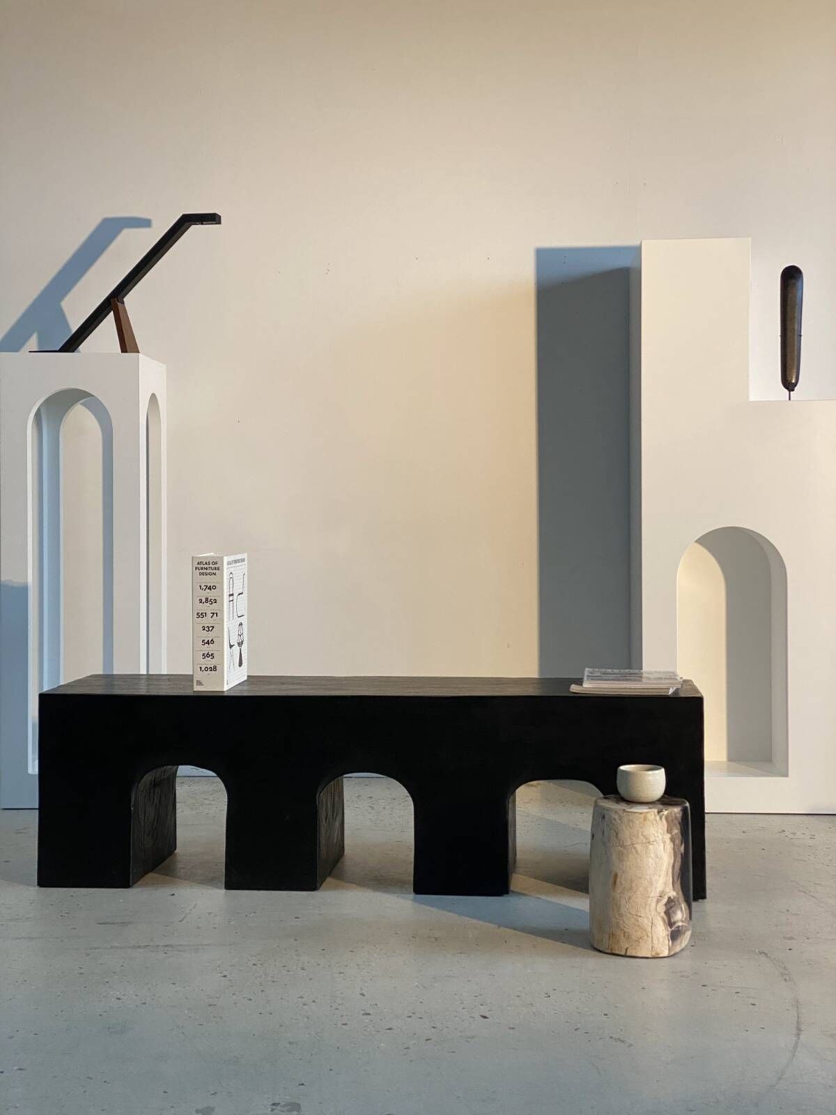 Bench in solid monoxyl wood, carved base in 3 arches - Black color