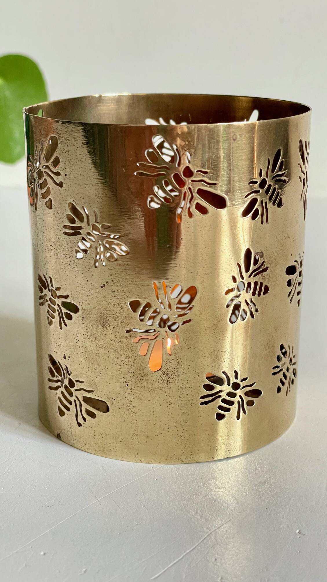 BEE PHOTOPHORE BRASS