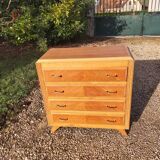 Commode