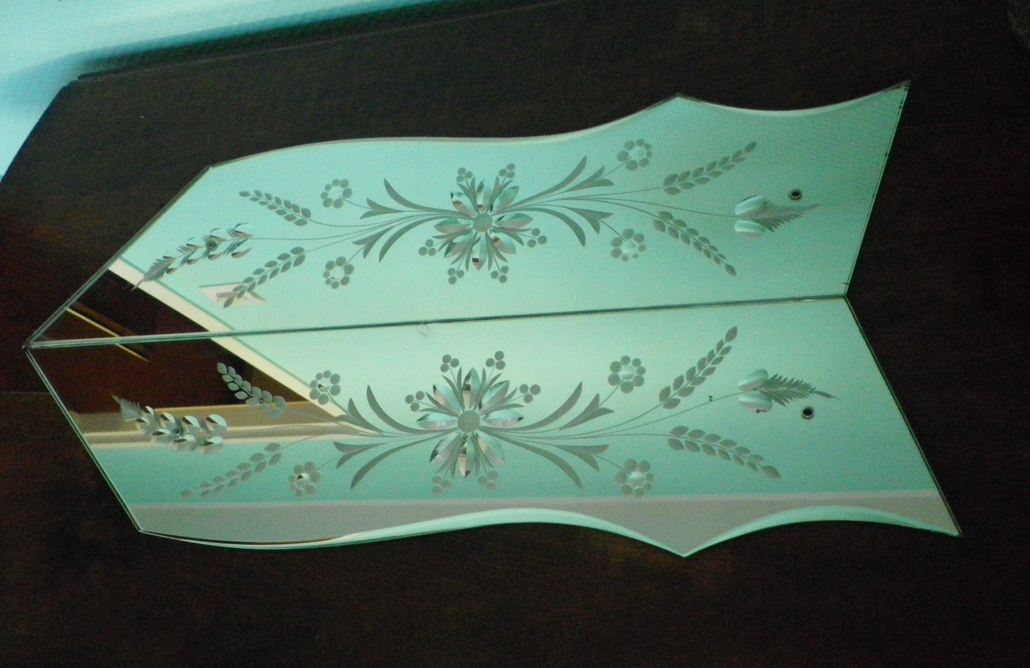 Double Venetian mirror, asymmetrical, beveled