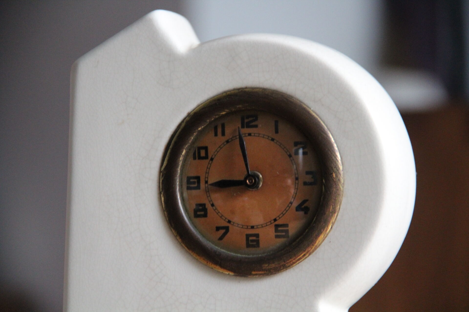 Clock pendulum art-deco fireplace decoration