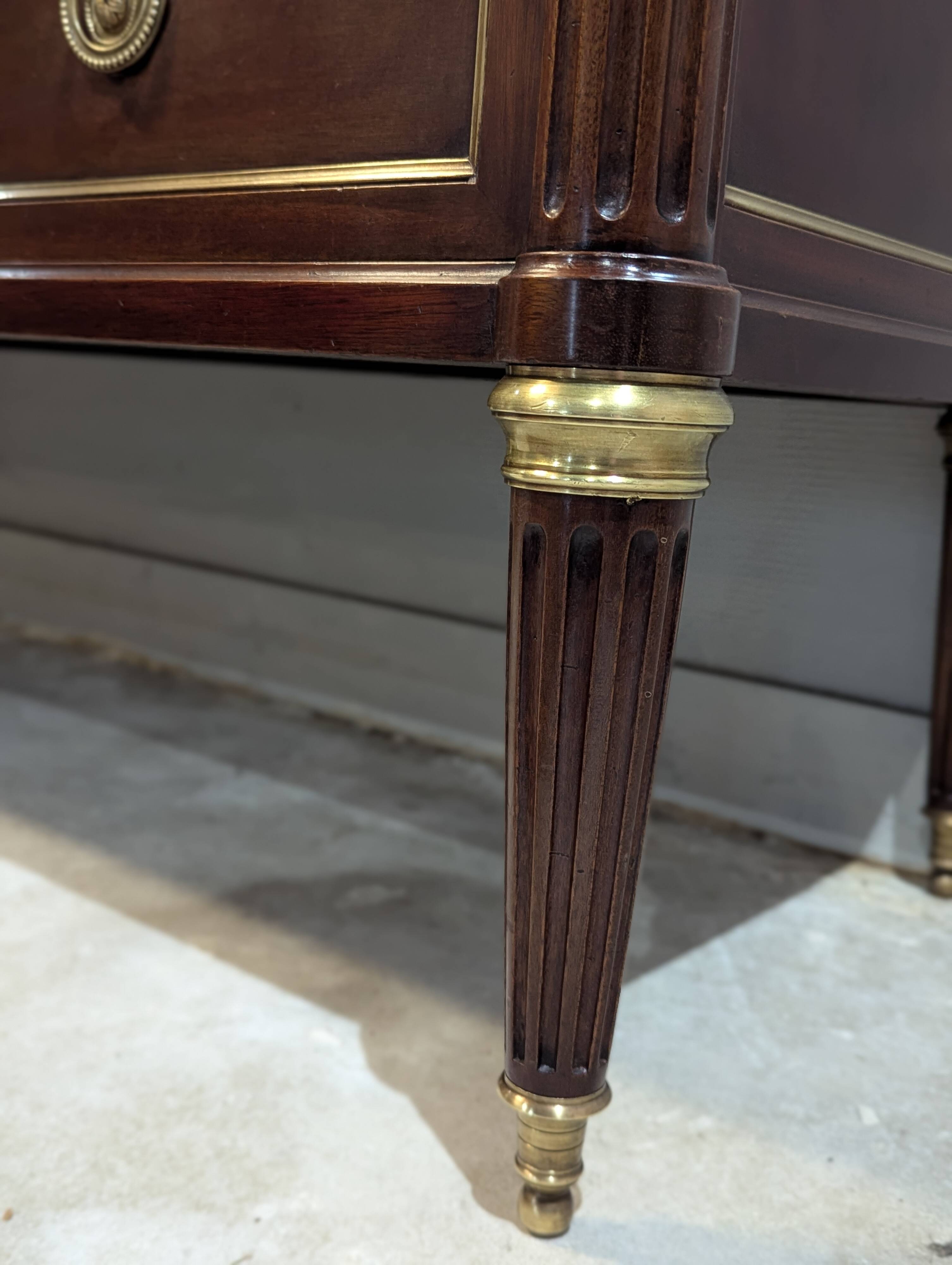 Commode louis xvi acajou