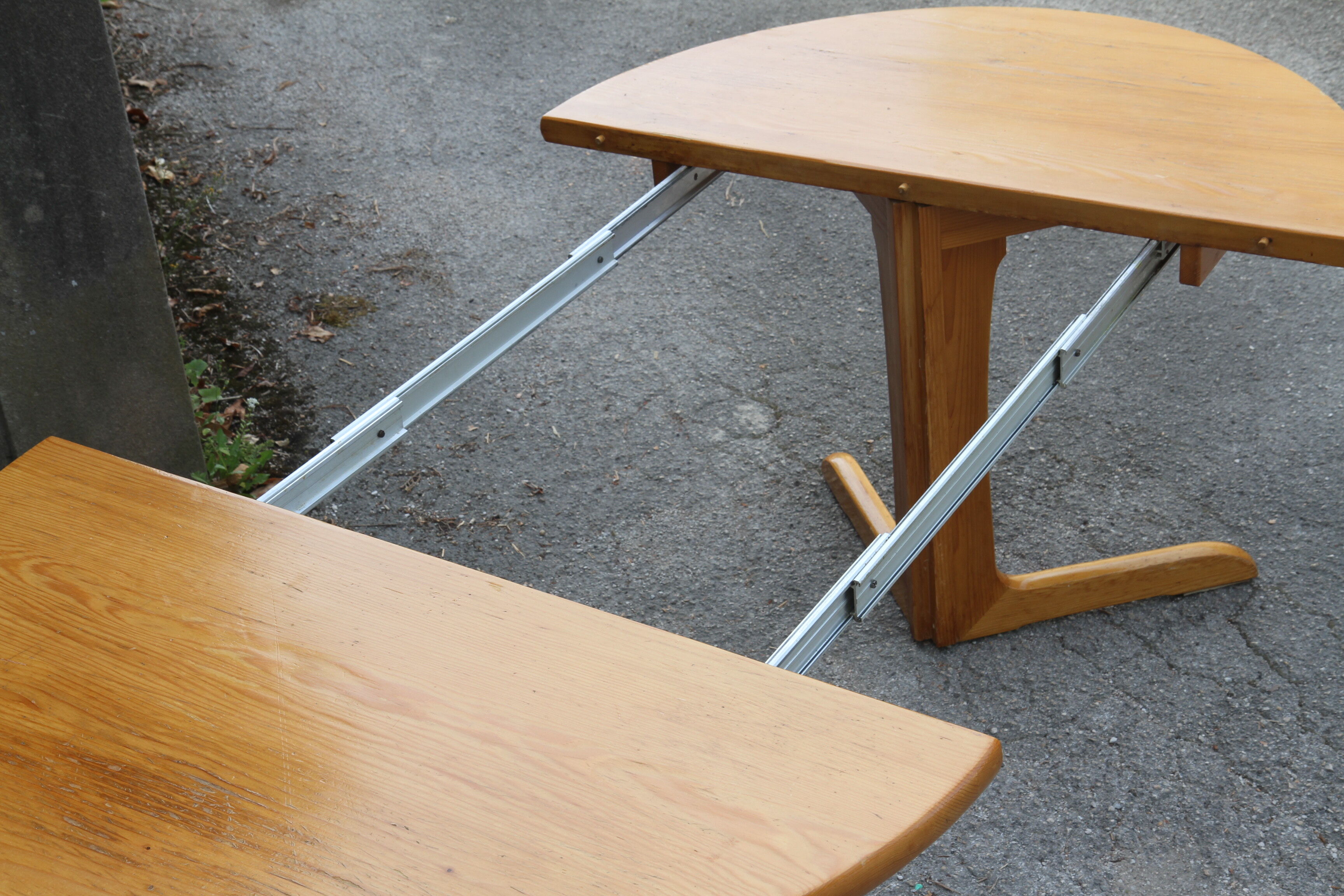 200cm pine expandable dining table