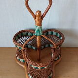 Wicker and scoubidou bottle holder