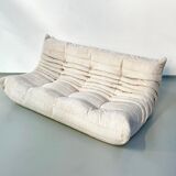 Canapé 3 places en velours côtelé blanc cassé attribué à Michel Ducaroy pour Ligne Roset, années 1970.