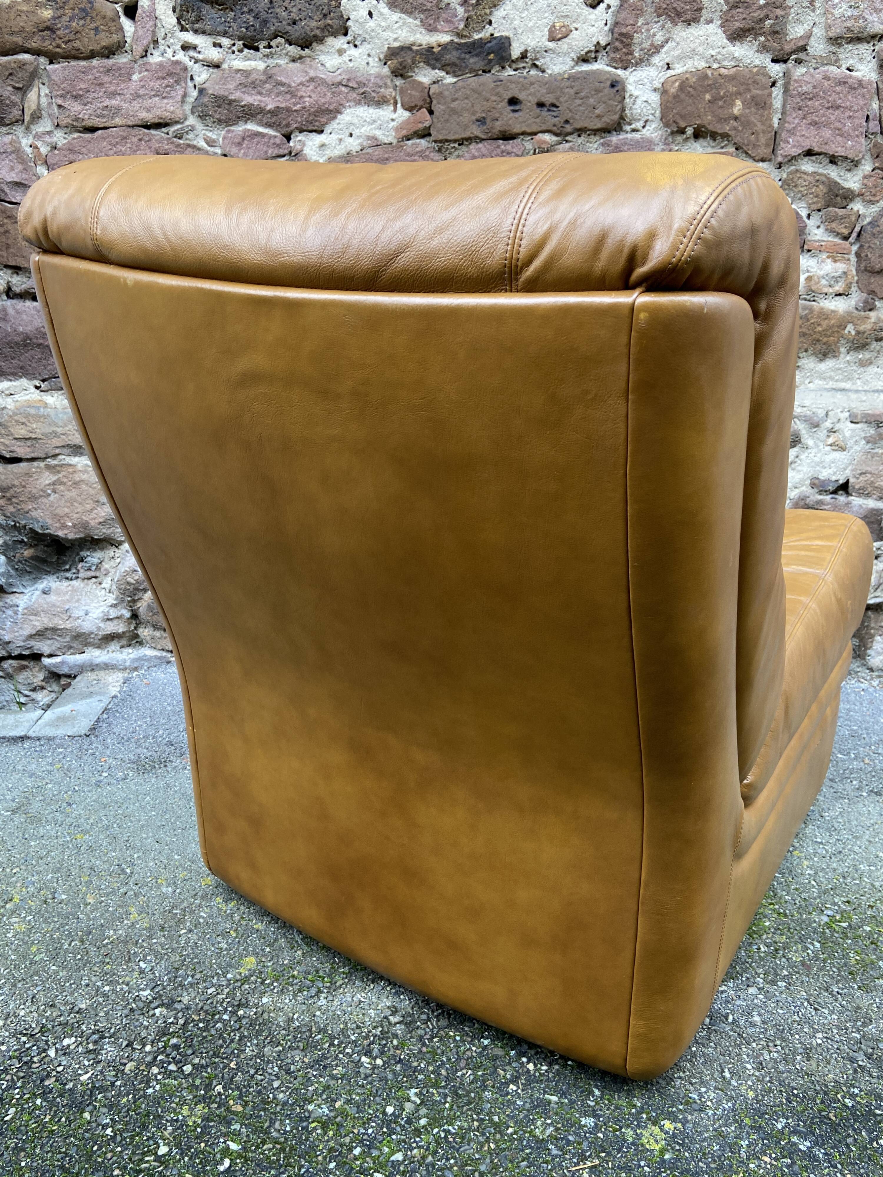Vintage 1970s beka club leather lounge chair