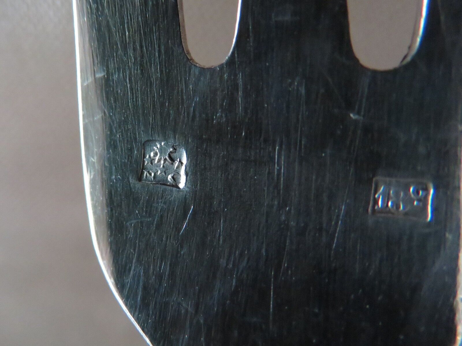 Housewife 12 dessert forks in box