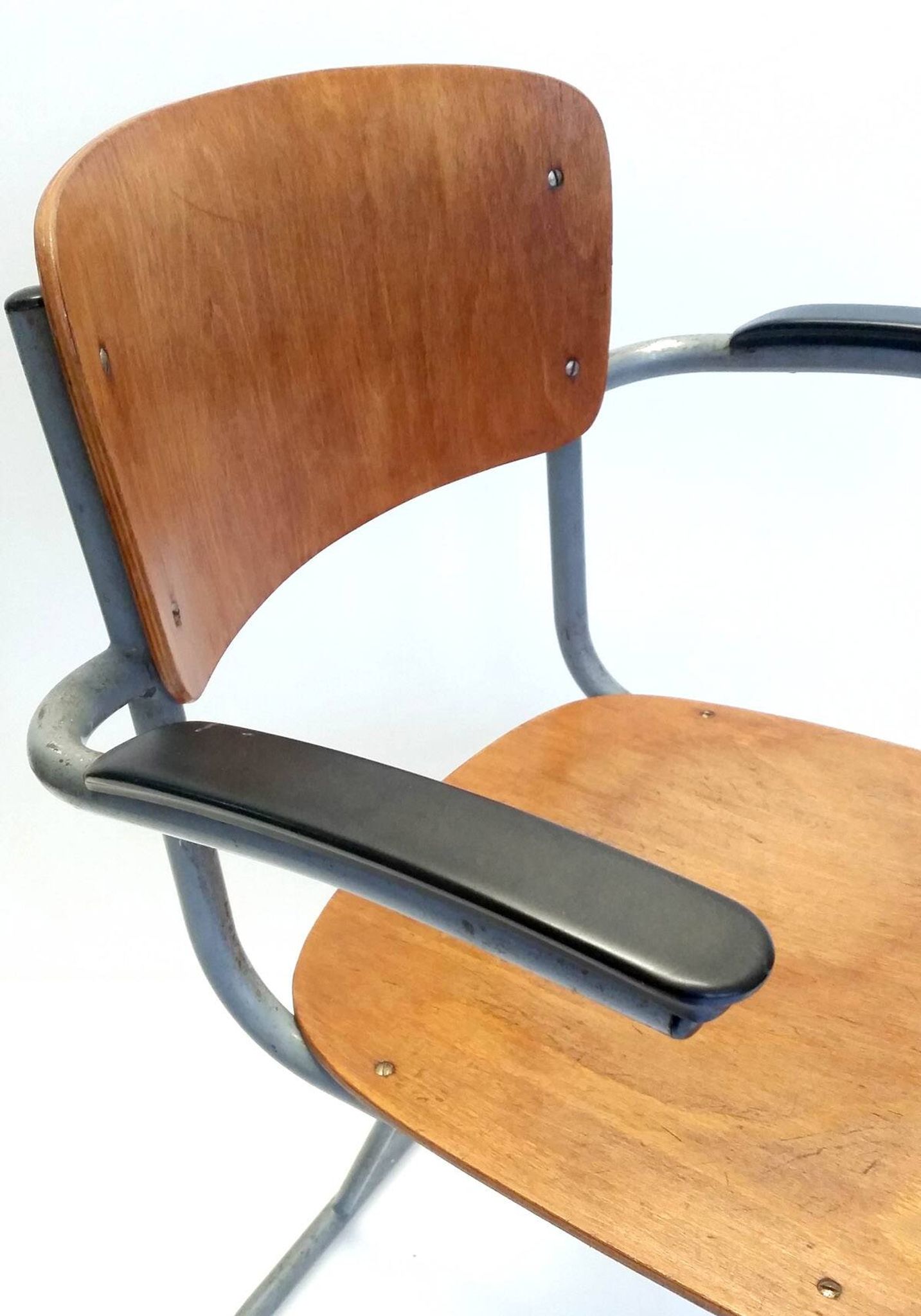 Dutch plywood vintage forties chair with bakelite armrests