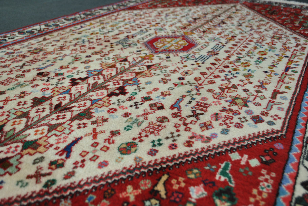 Authentic Persian rug 205x106cm