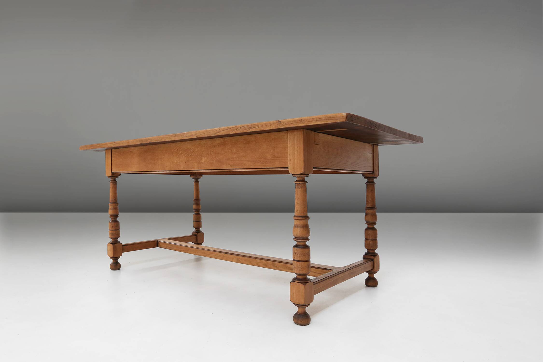 20th century Belgian oak dining table