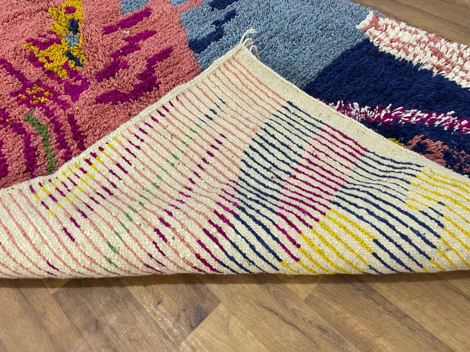 Moroccan rug in natural wool 2.5x1.5 m