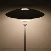 Multilayer floor lamp / white / Danish modern design / 1980s / Form-Light