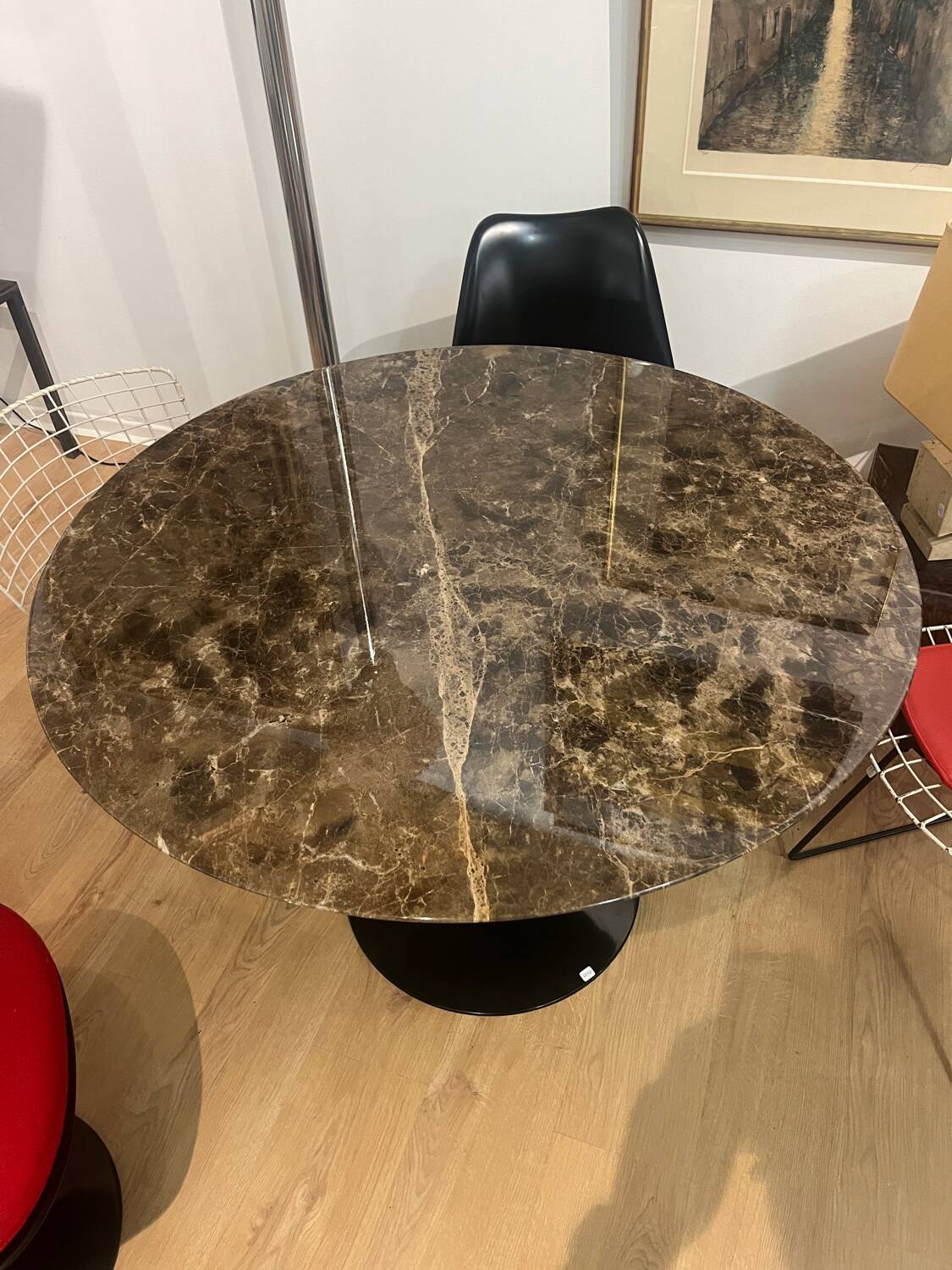SAARINEN TABLE BROWN MARBLE EMPERADOR KNOLL