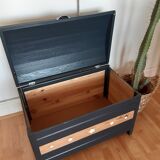 Coffre de rangement en bois