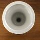 Vase Médicis blanc en porcelaine de Bruxelles