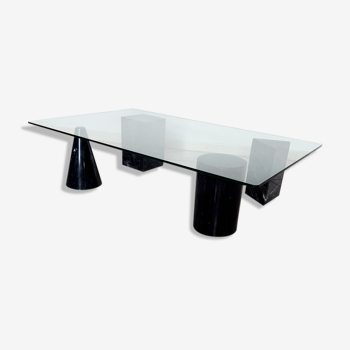 Coffee table geometric shaped legs in black marble from the 70s / 80s