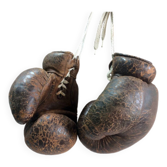 1920s boxing gloves