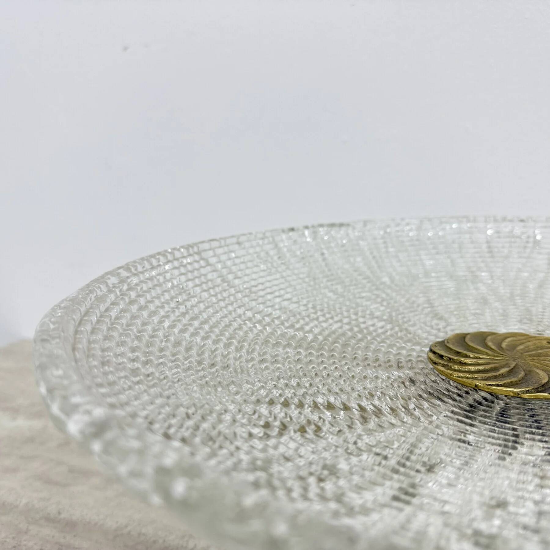 Mid-century design centrepiece crystal and brass bowl, 1960s