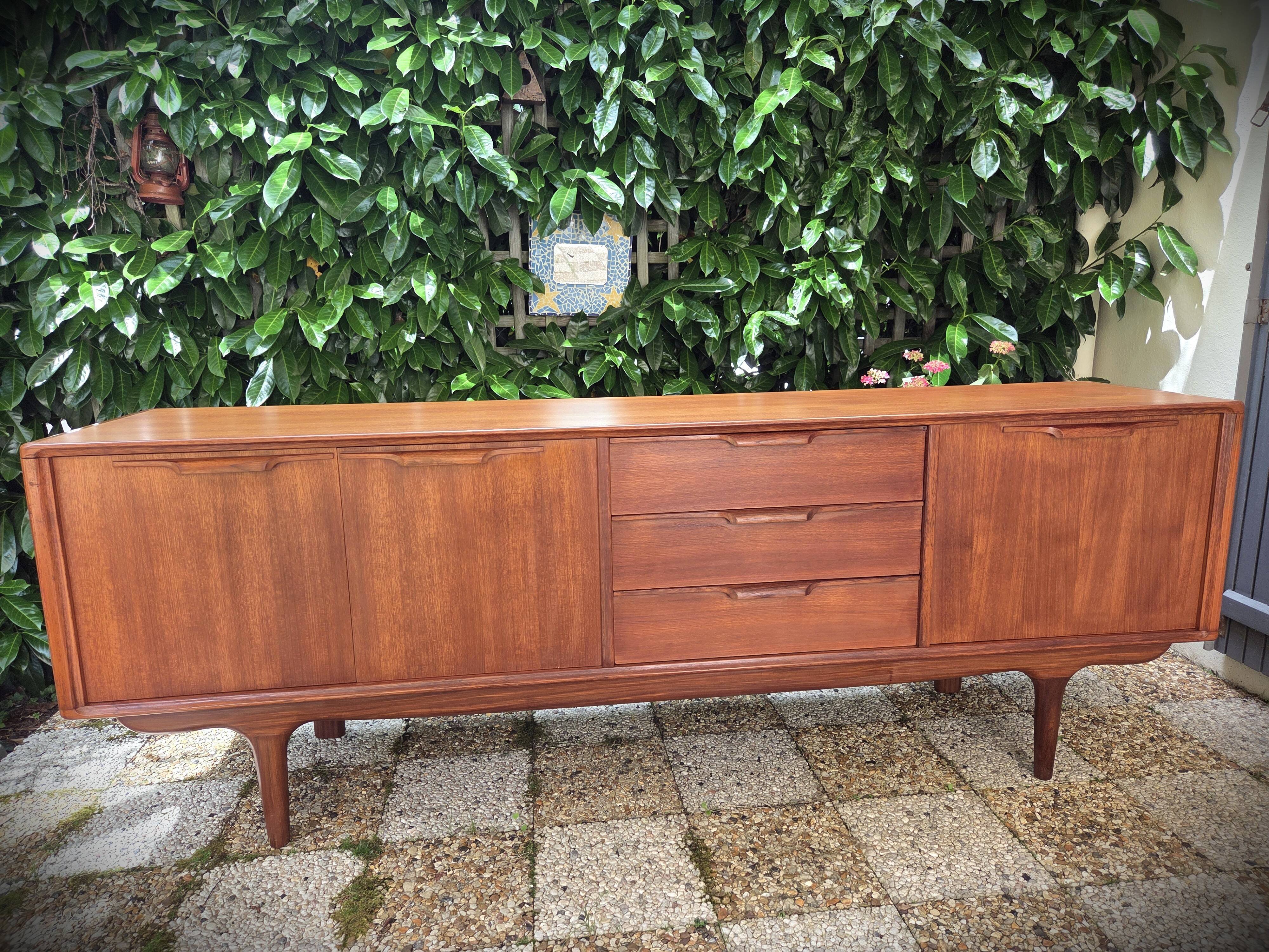 Scandinavian teak enfilade design