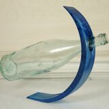 "The Lunivin" resin bottle holder