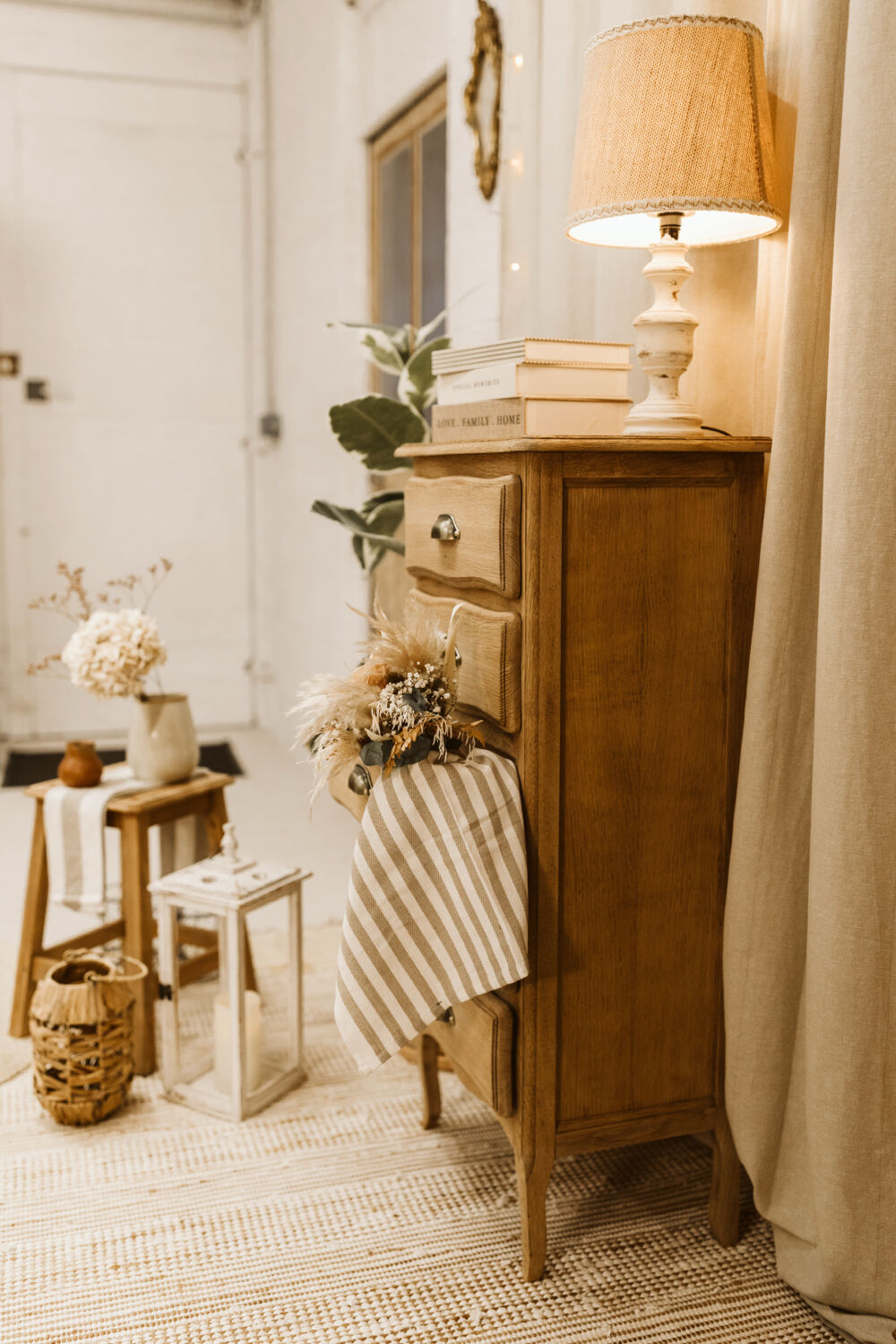 Oak chest of drawers with 5 drawers – restored