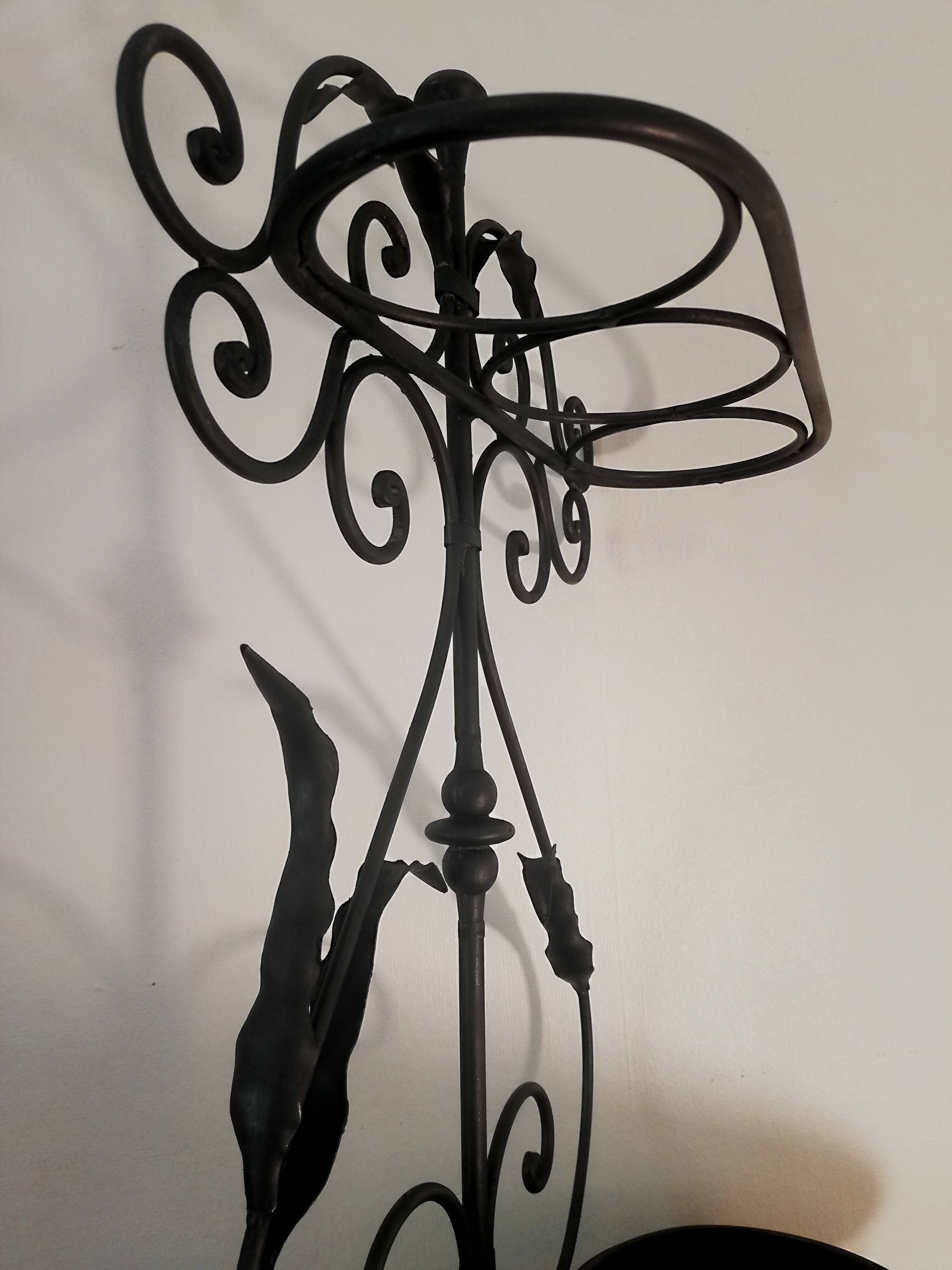 Art deco umbrella holder