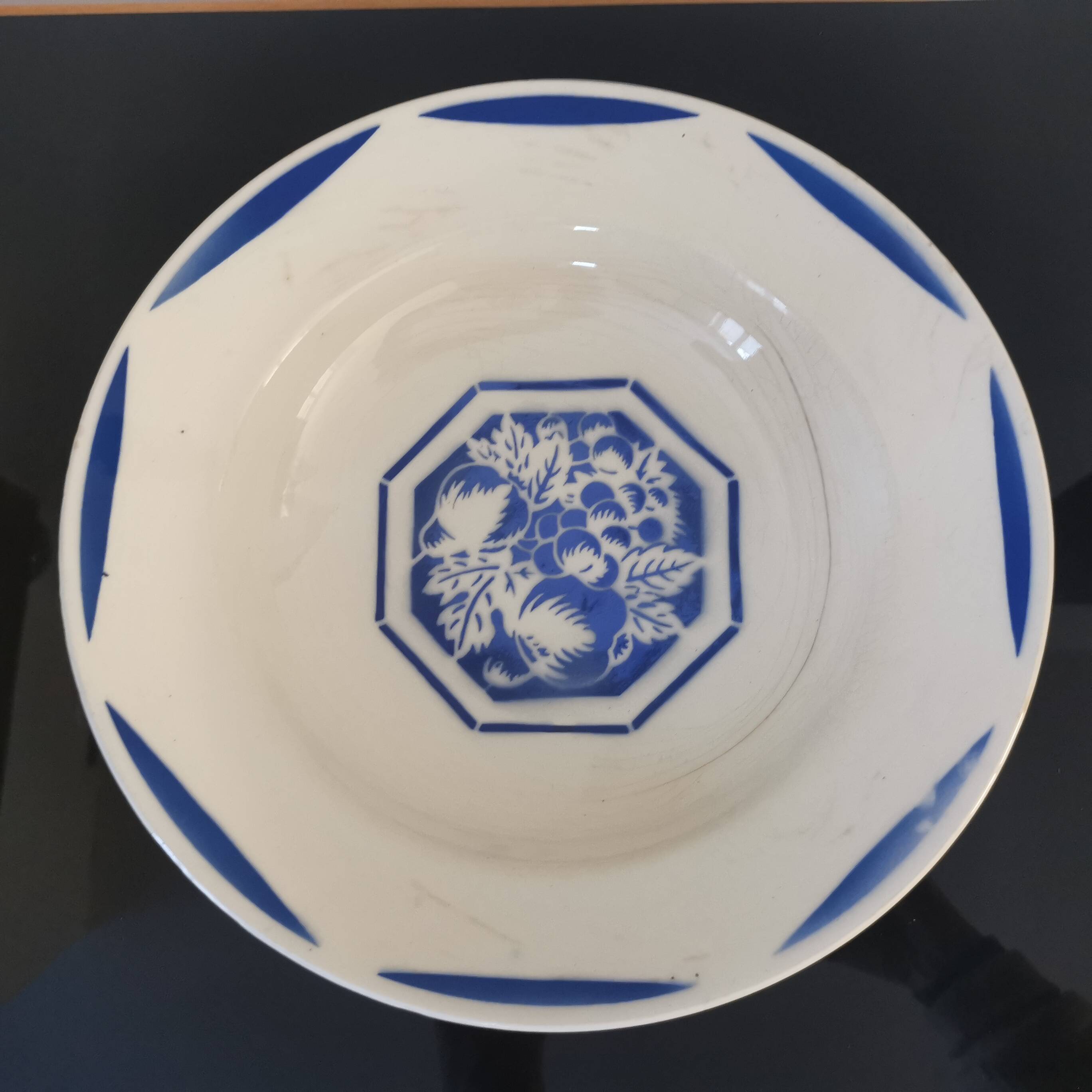 Deep dish K&G Luneville model Fructidor