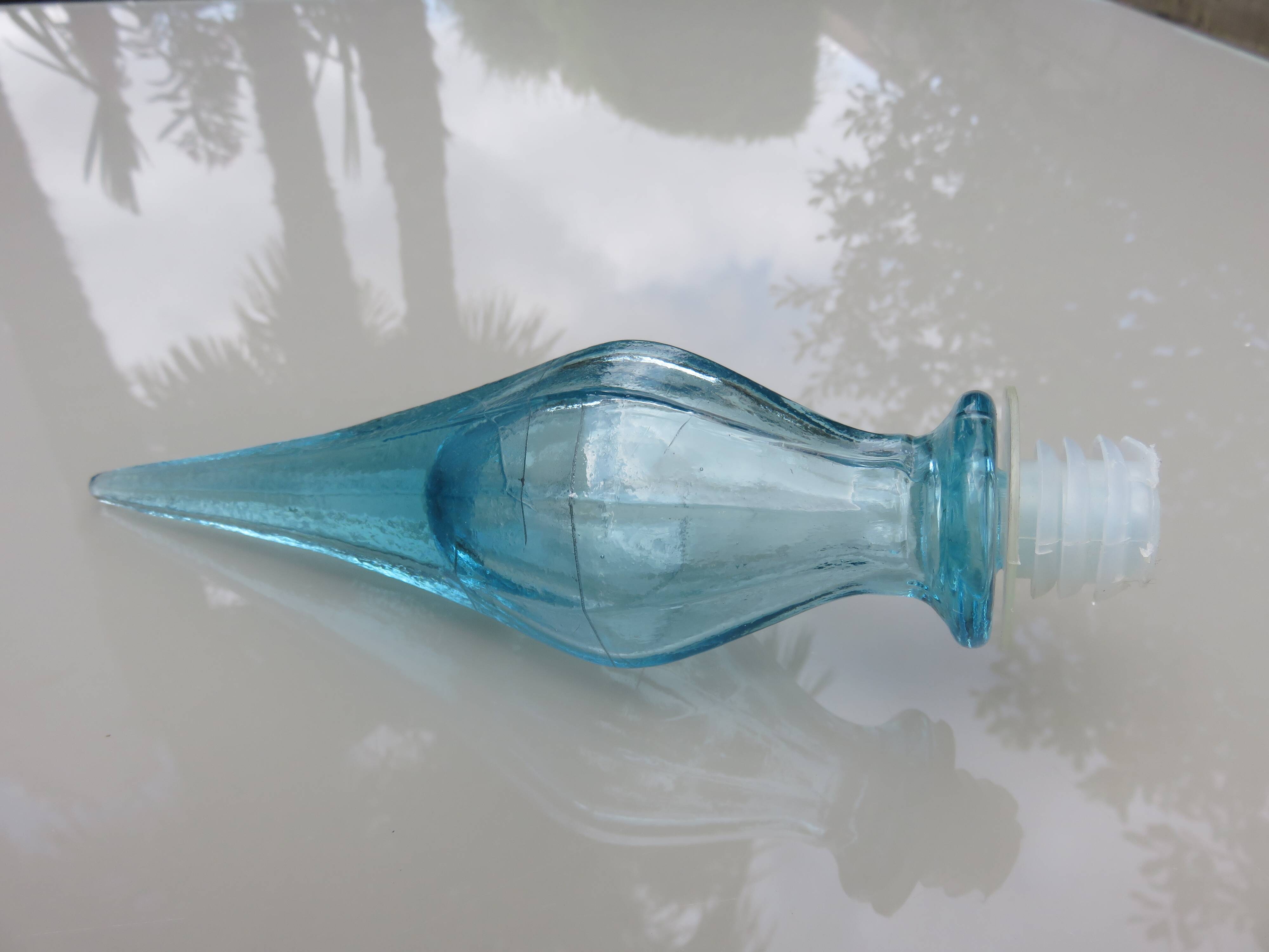 Large Empoli bottle, diamond point, Italy, 60s 70s