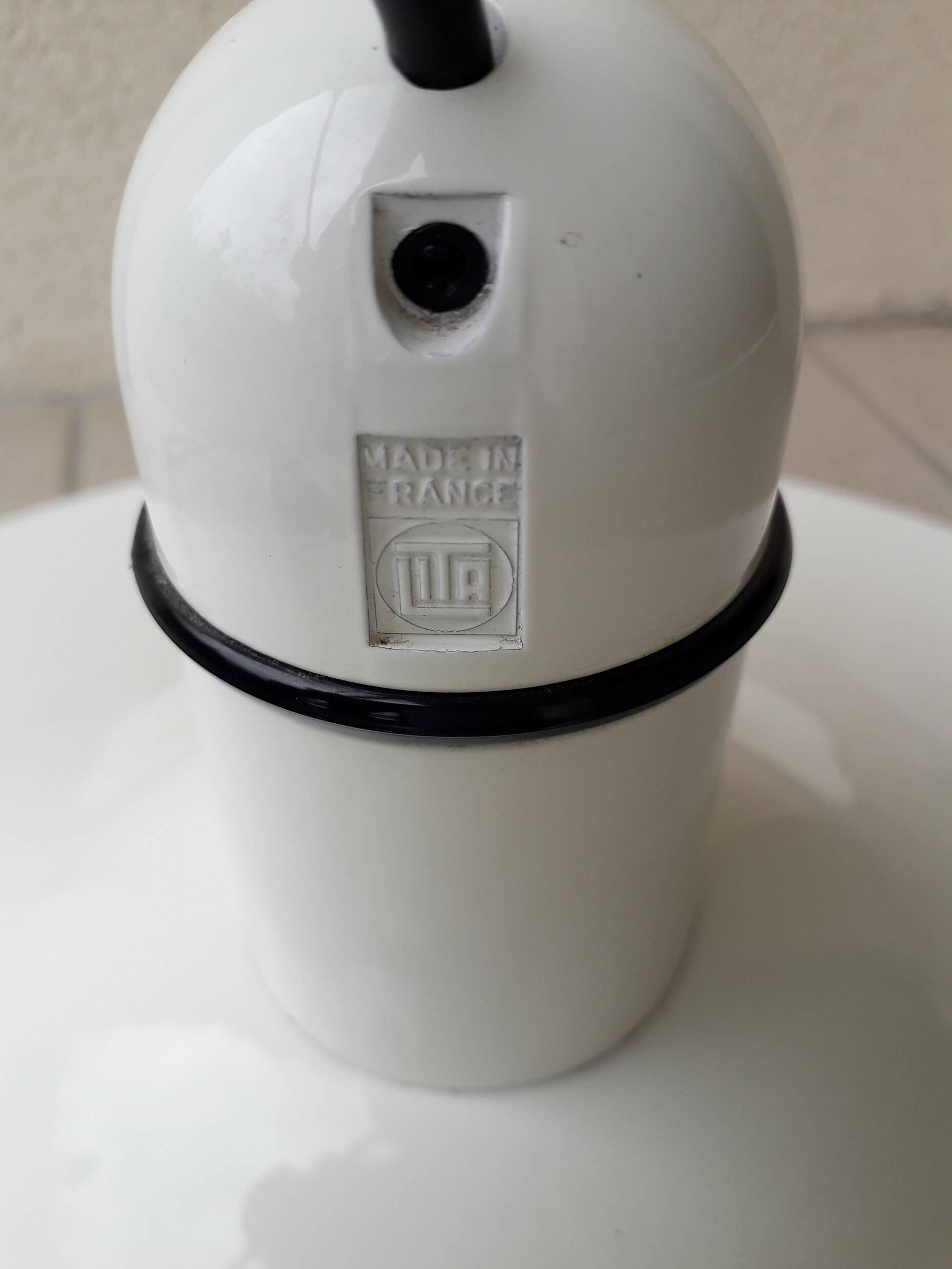 White Lita pendant light