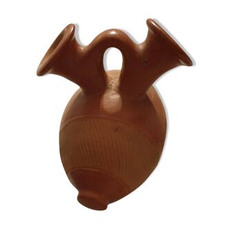 Decorative jug in katiola earth in Ivory Coast