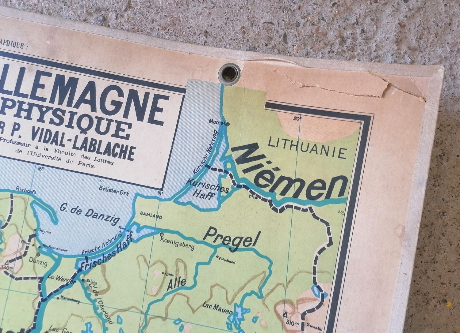 Old Vidal Lablache school map of Germany n°27.