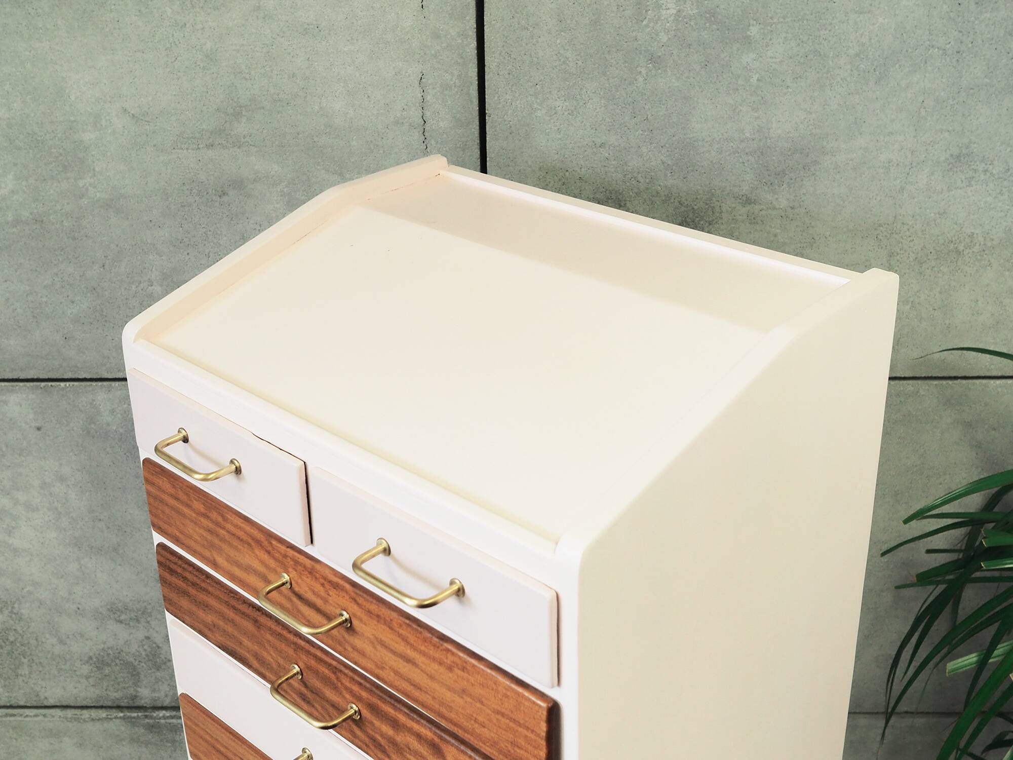 Commode en teck, design danois, années 1970, production : Danemark