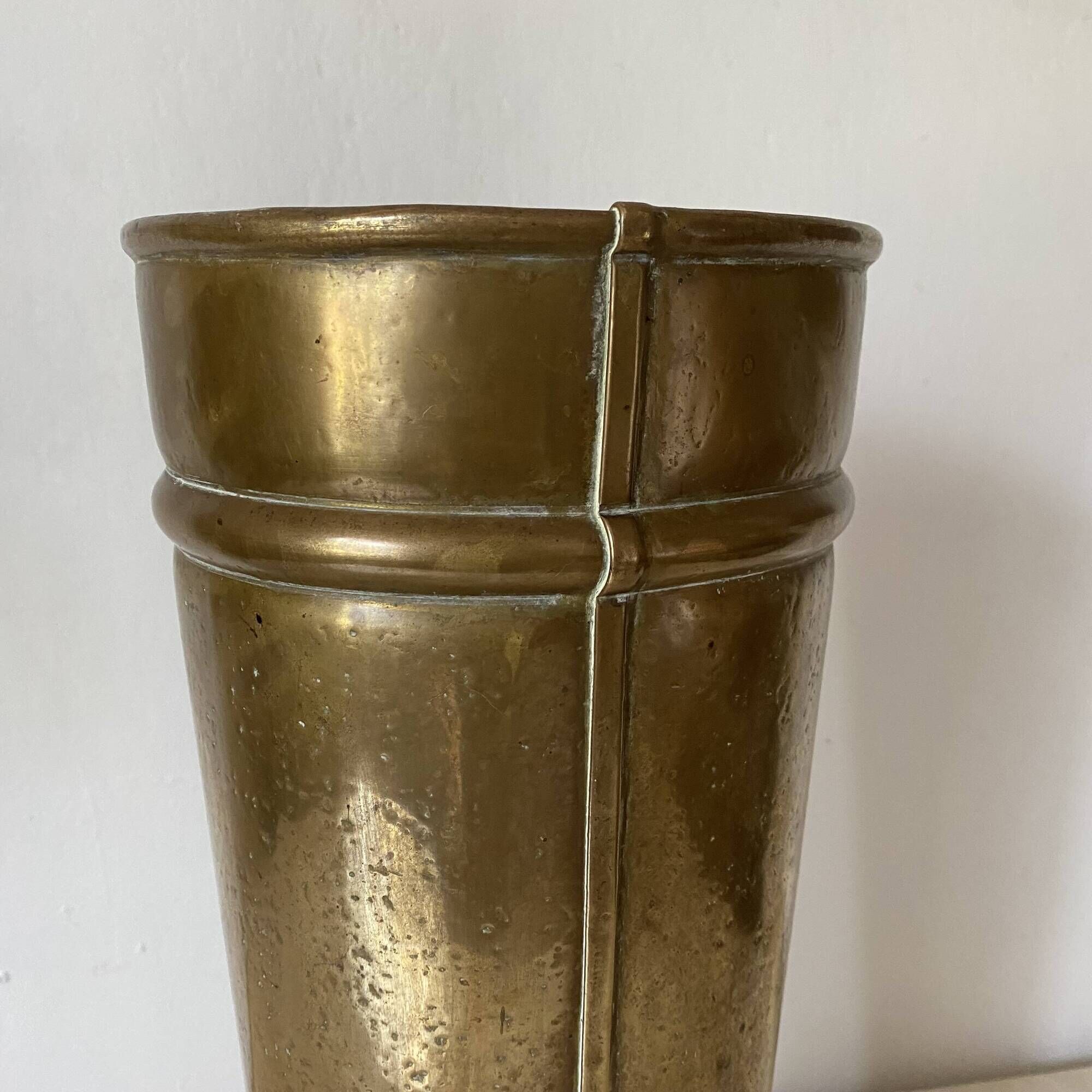 Brass umbrella stand - Brass La Gacilly -Le Dinandier