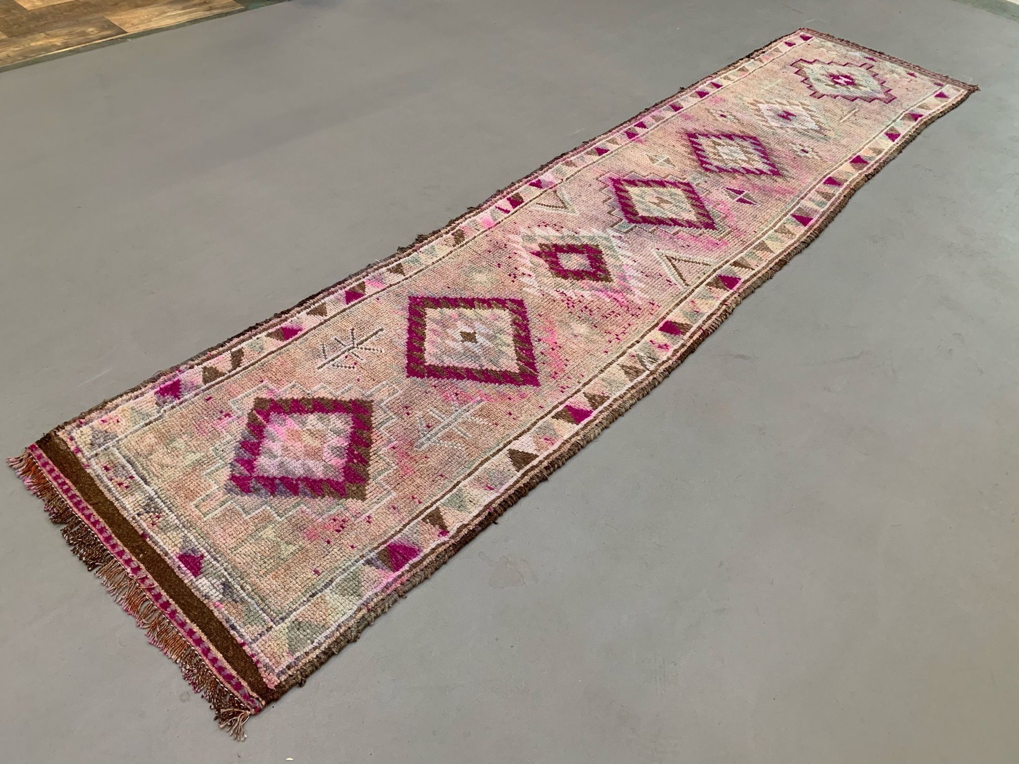 Vintage turkish runner 391x87cm