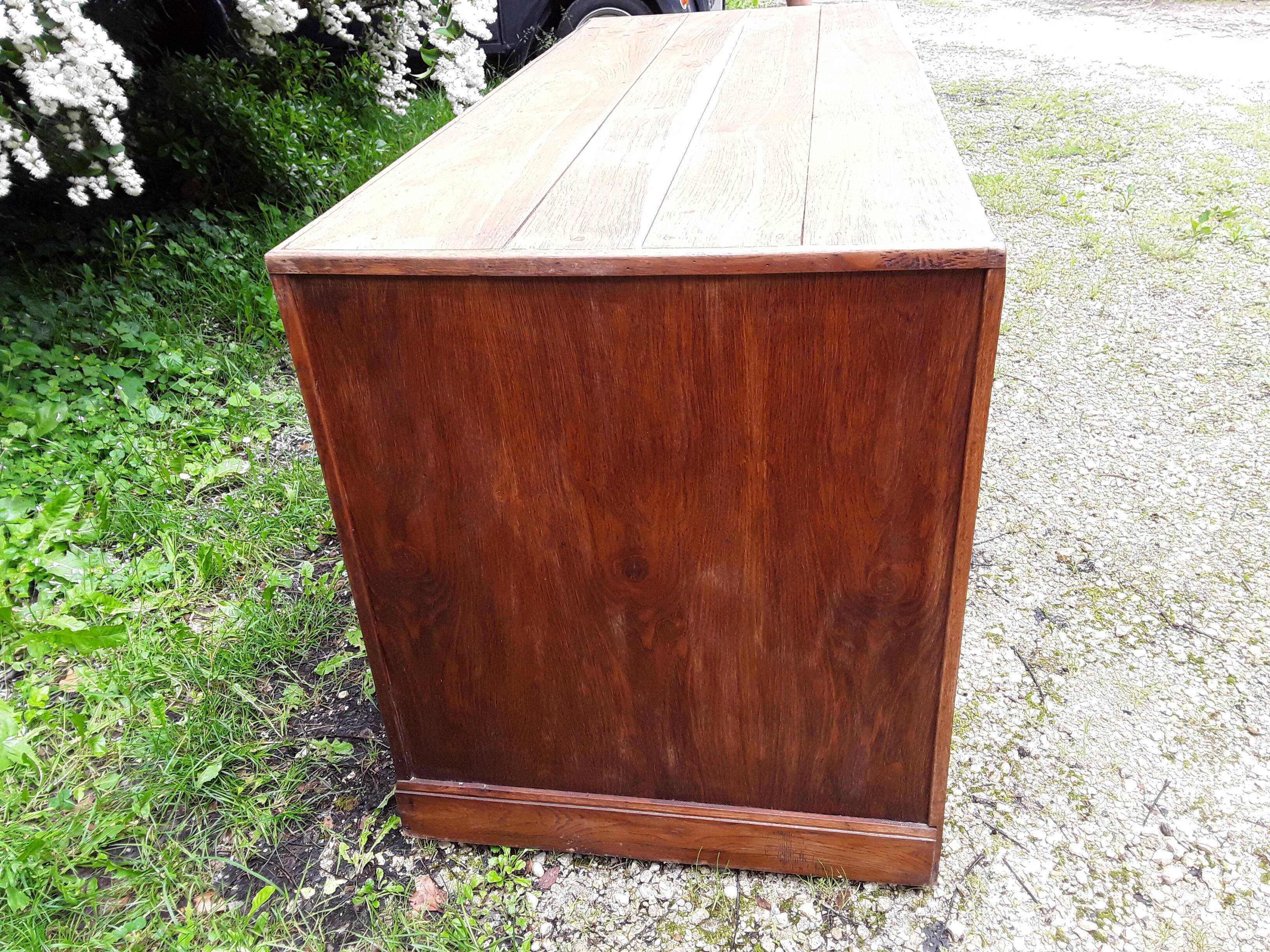 Workshop furniture with drawers