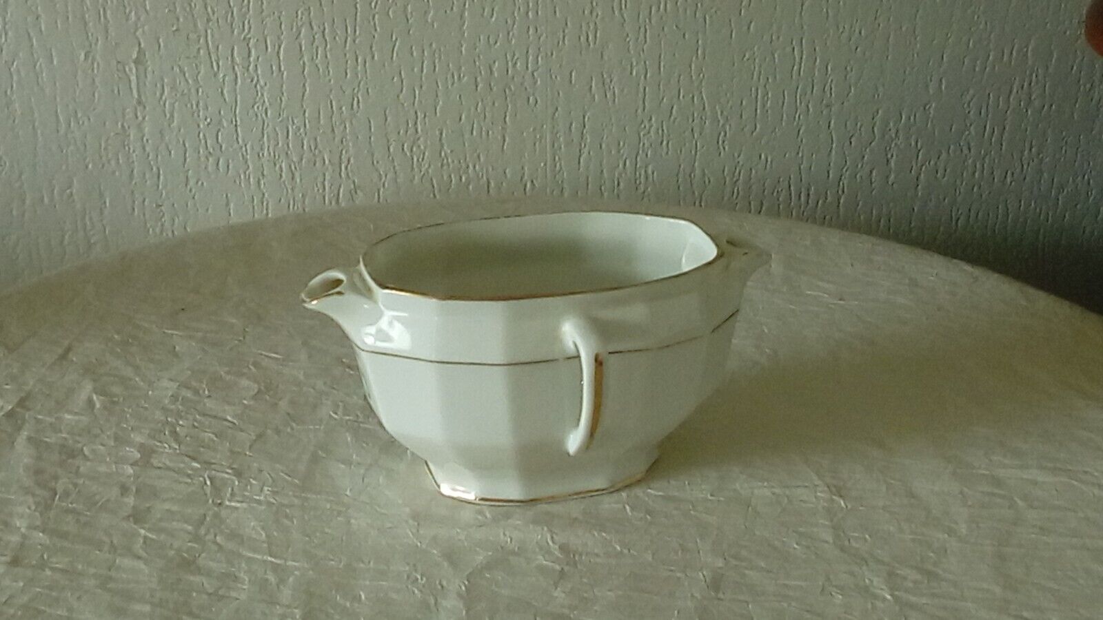 Lean and fat gravy boat in Limoges porcelain