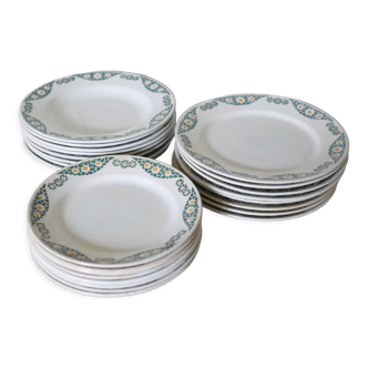 Choisy le roi porcelain set (24 pieces)