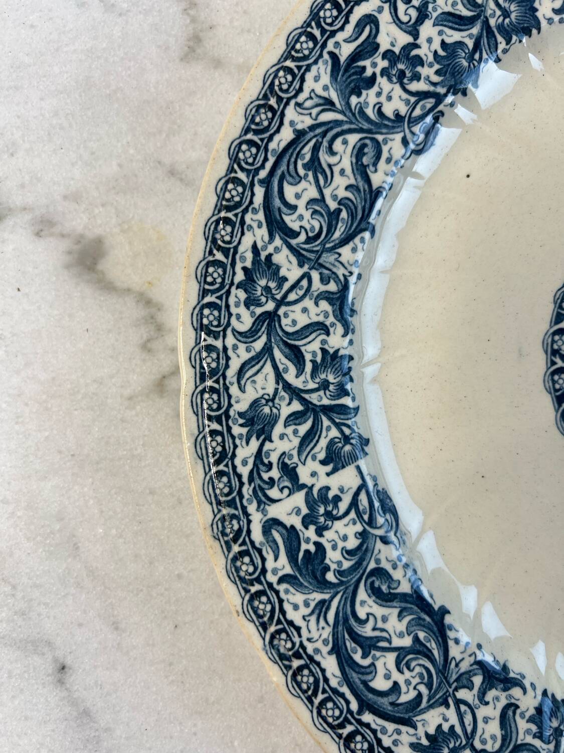 6 Gien Garland plates