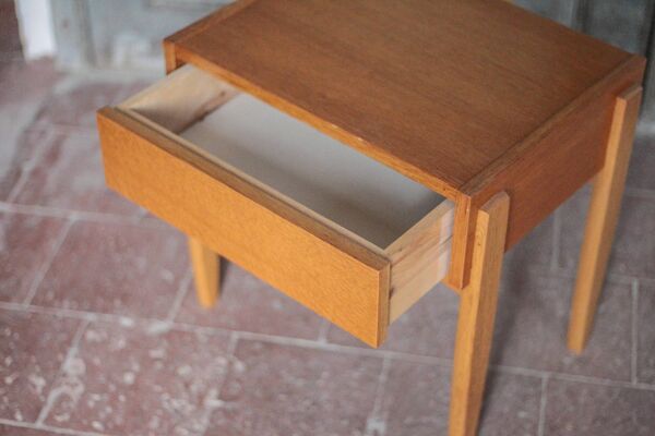 Table de nuit bois vintage, table de chevet, bout de canapé, moderniste