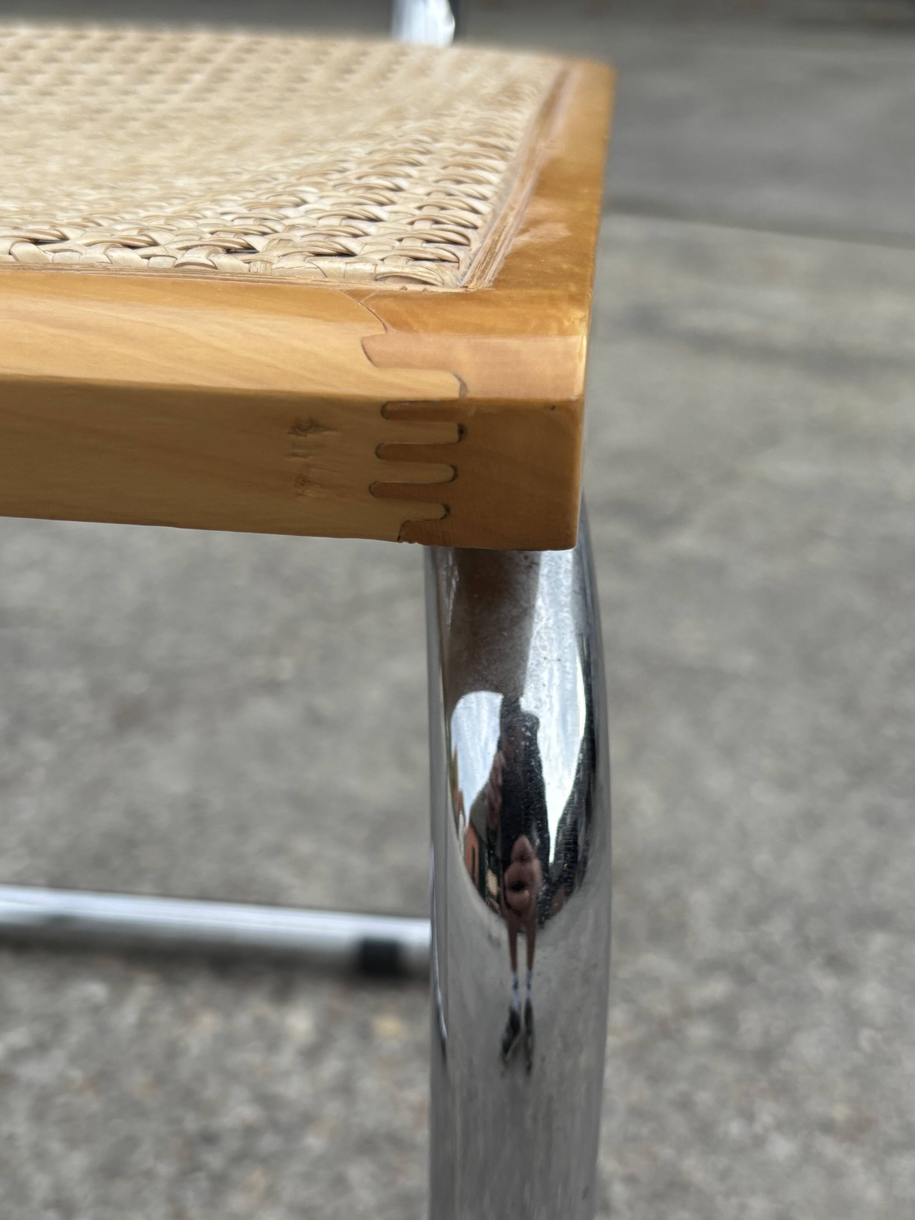 Set of 4 Cesca chairs model B64 with armrests Cesca Marcel breuer design