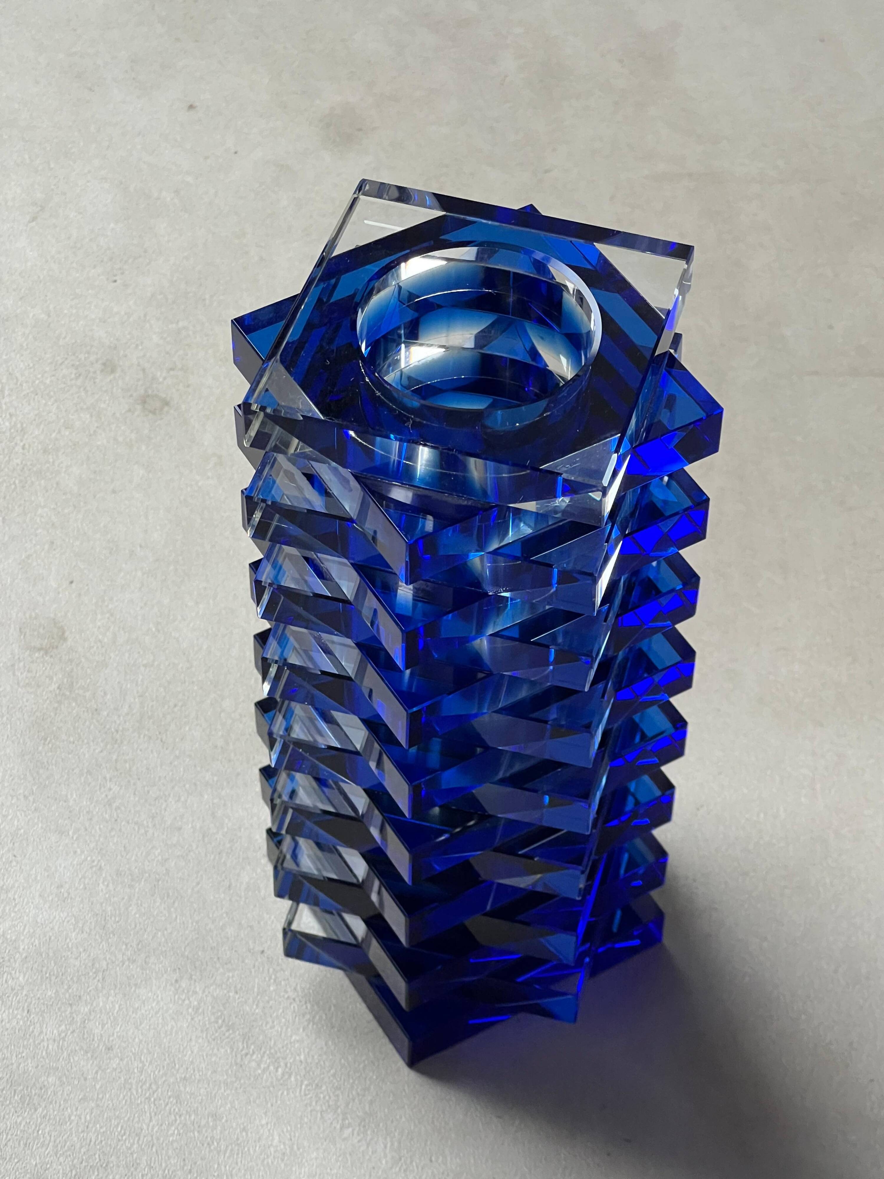 Fontana Arte sculpture, rationalist 1960's bicolor stratified glass vase