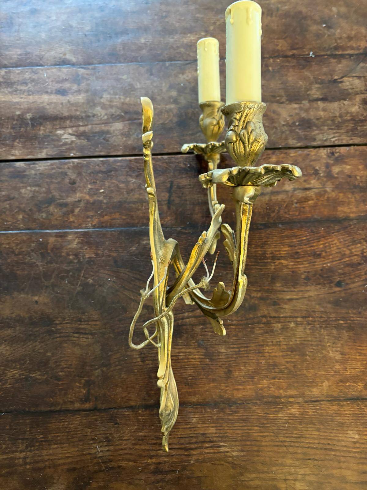 Set of 5 pairs of Louis XV style gilt bronze wall lights + bulbs