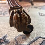 English extending table (included) & lion paw legs, seats 6 to 8.