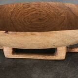 Carved wooden flat-plated - artisanal tribal art African cuisine