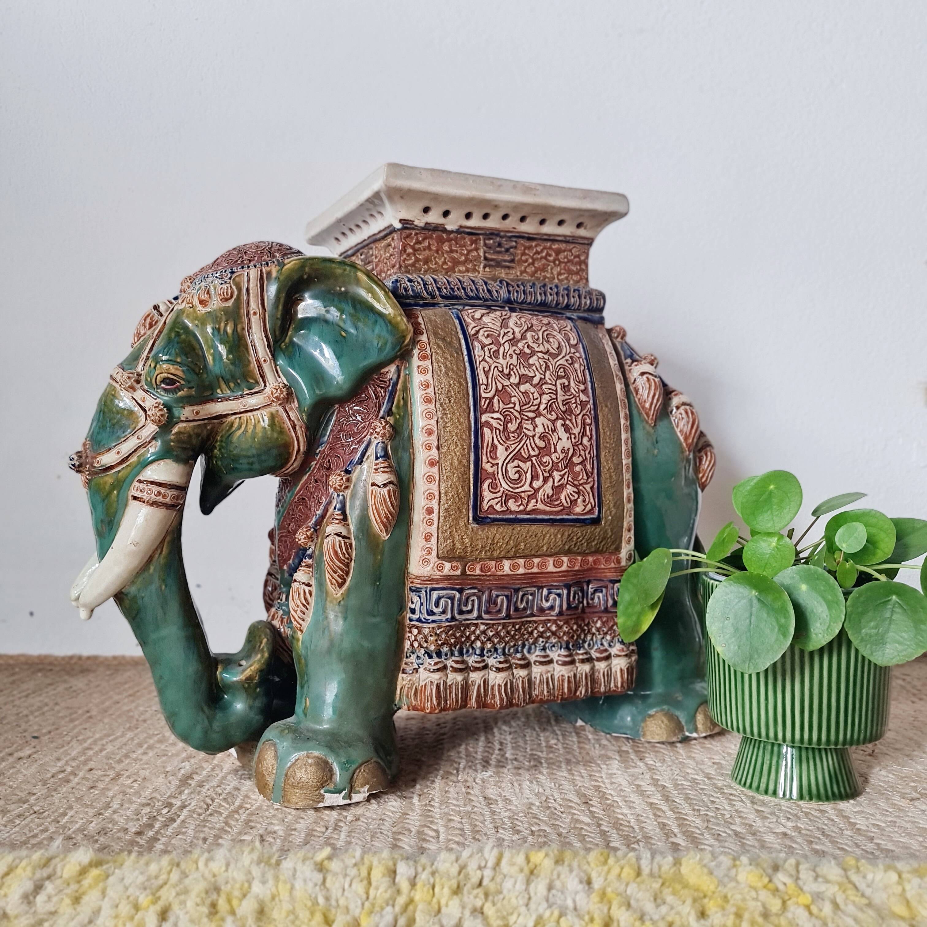 Plant stand - Vintage elephant stool in glazed ceramic